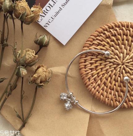 手镯取不下来怎么办？手镯取不下来解决方法