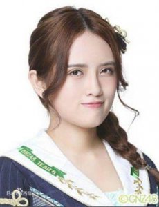 ​漫画家黄嘉伟婚内出轨风波：从丑闻到复合，揭示真实背后