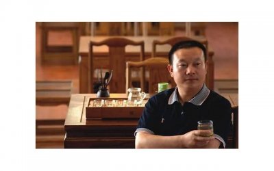 ​儿子一家搬出去住后，婆婆对儿媳意见很大：你把我儿子拐走了