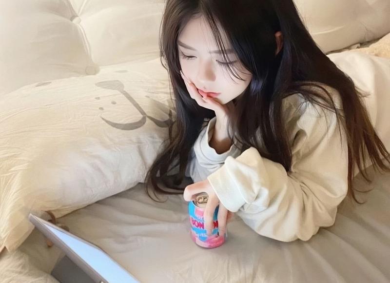 不断奶被轮流吃