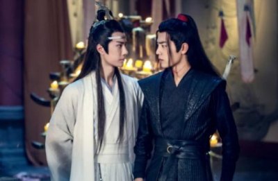 ​有谁注意到“温晁”的百科简介？看清前女友是谁后，大家都沸腾了