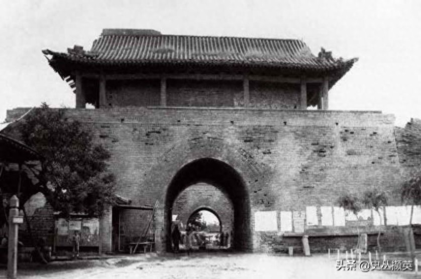老北京广渠门的变迁图片:从1930年修缮完好,到1953年彻底消失