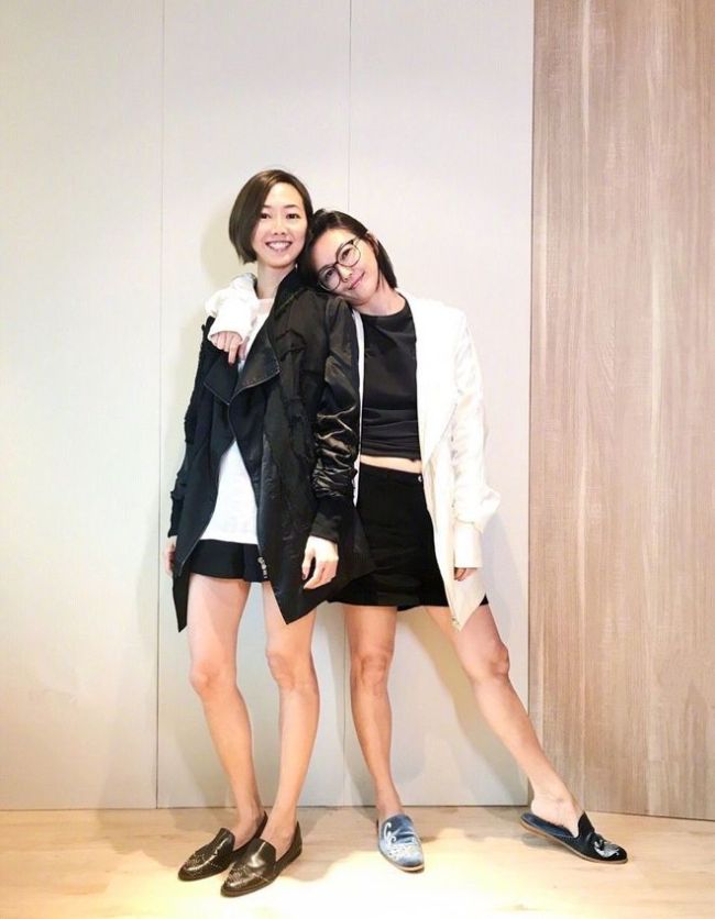 孙燕姿妹妹再补刀!曝姐妹决裂真相 过往言论被扒