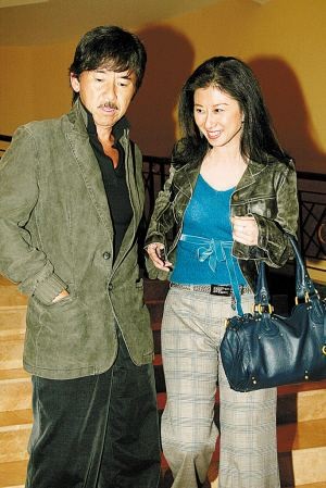 叶倩文为什么嫁林子祥却不生小孩?叶倩文和哪个男的好过出轨过谁?